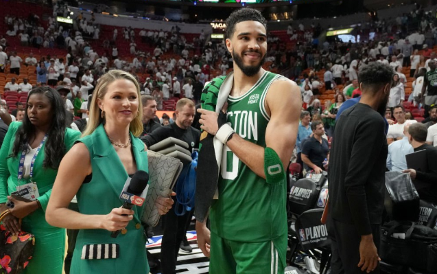  塔图姆狂砍四十五分凯尔特人横扫热火